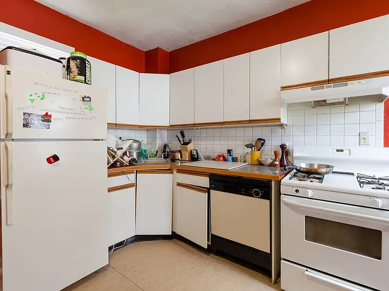 1 S Whitney St #2 — Photo 11