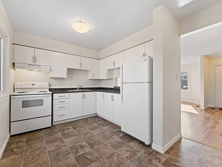 65 Fort St #47 — Photo 6