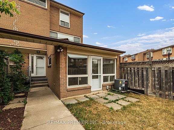 4th image of 248 John Garland Blvd #82