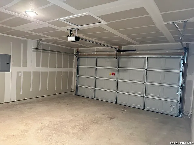 4 bed, 2.5 bath, 1867 sqft, $1,950 — Photo 4