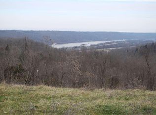 2281 Sullivan Rdg, Vanceburg, KY 41179