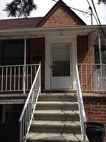 1st image of 2762 Tenbroeck Ave