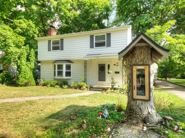 109 W Russell St, Saline, MI 48176