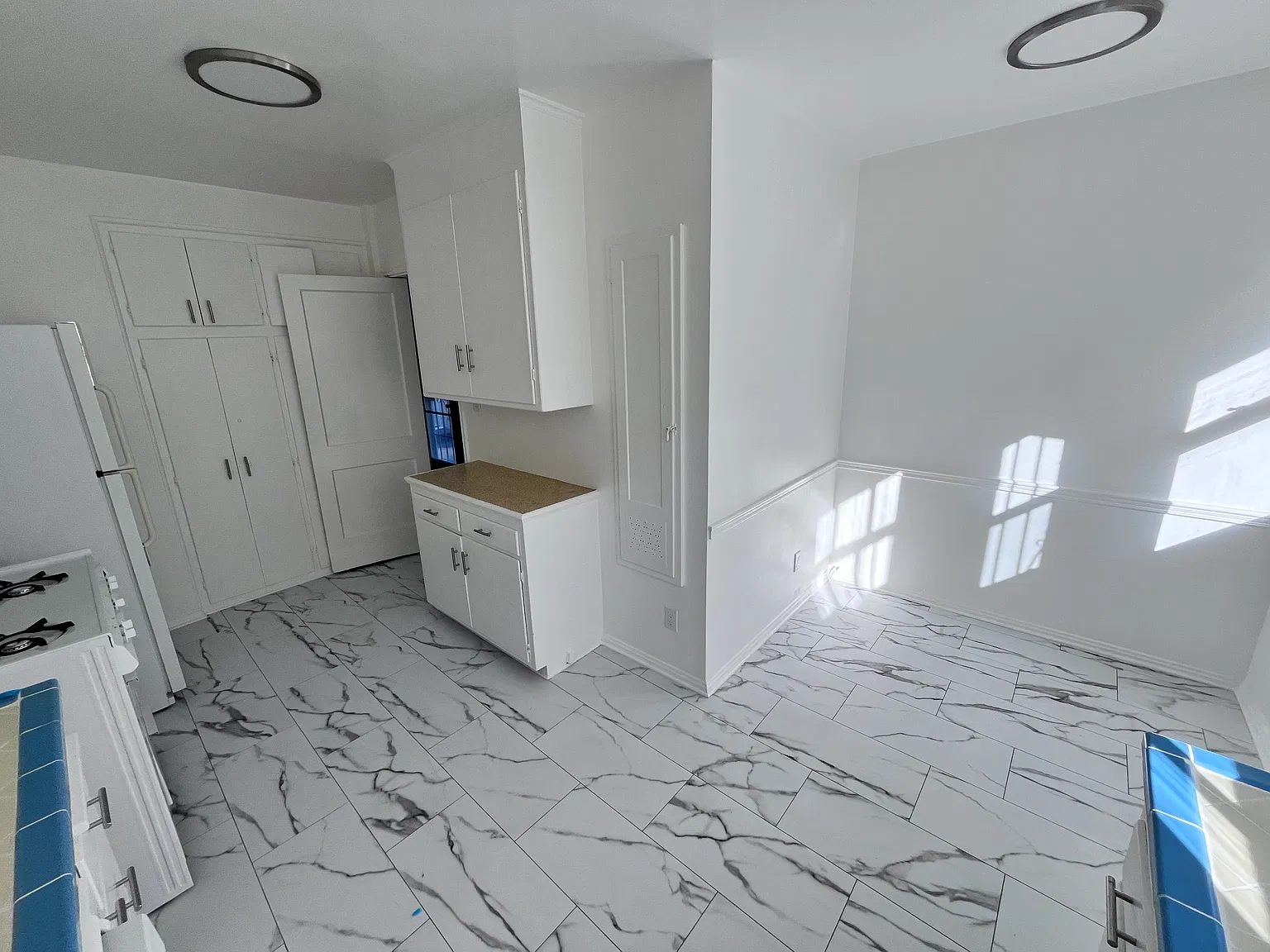 2 bed, 1400 sqft, $3,895 — Photo 2
