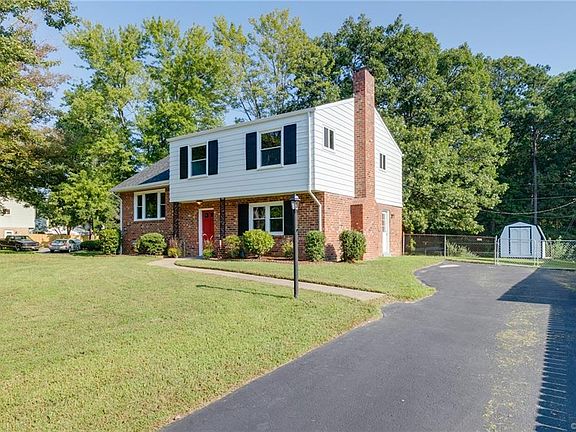 2nd image of 6301 Daleshire Dr