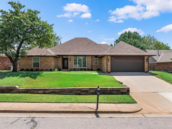 2312 Coachlight Dr, Edmond, OK 73013