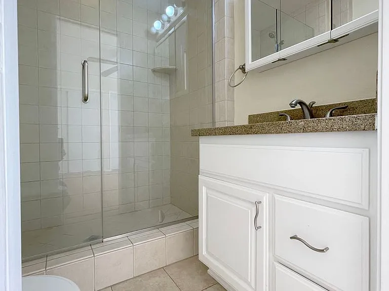 2414 Richmond Way — Photo 18