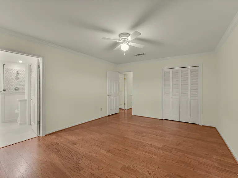 110 Hillcrest Dr — Photo 17