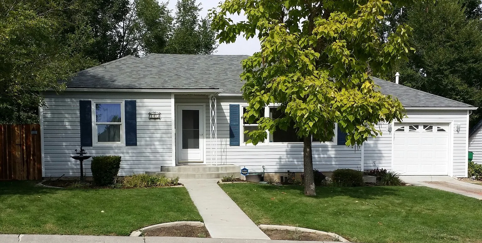 113 Sunnyside Dr photo 1