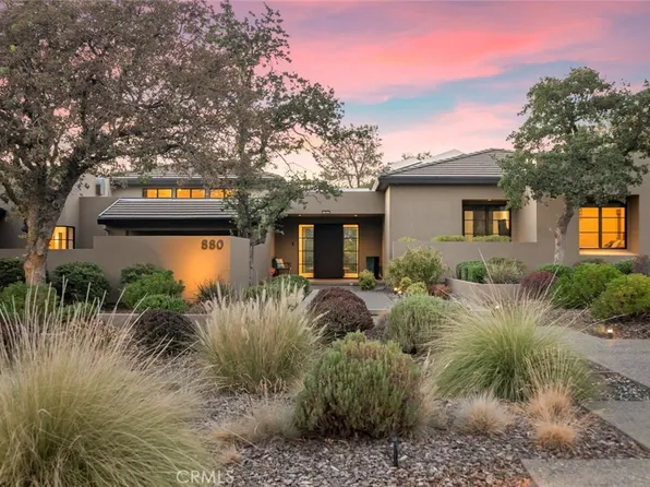 880 Whispering Winds Ln, Chico, CA 95928