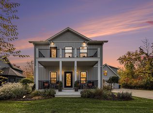 6910 3rd St, Douglas, MI 49406