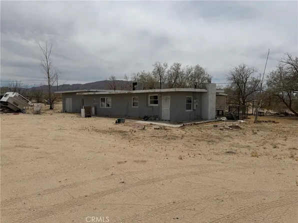 6316 Isleta Rd, Twentynine Palms, CA 92277