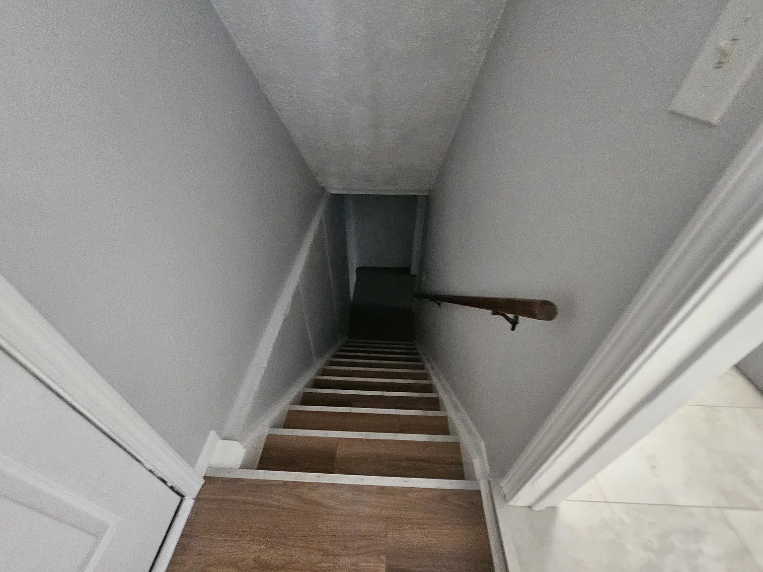 3 bed, 1.5 bath, 1214 sqft, $2,000 — Photo 3