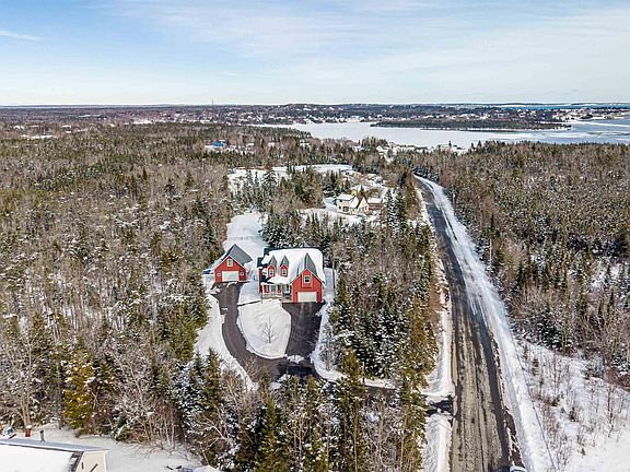 5th image of 124 Murray Rd