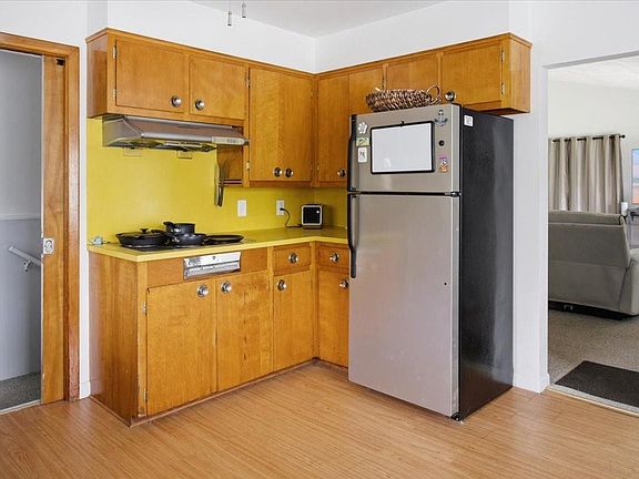 5th image of 5 Benjamin St