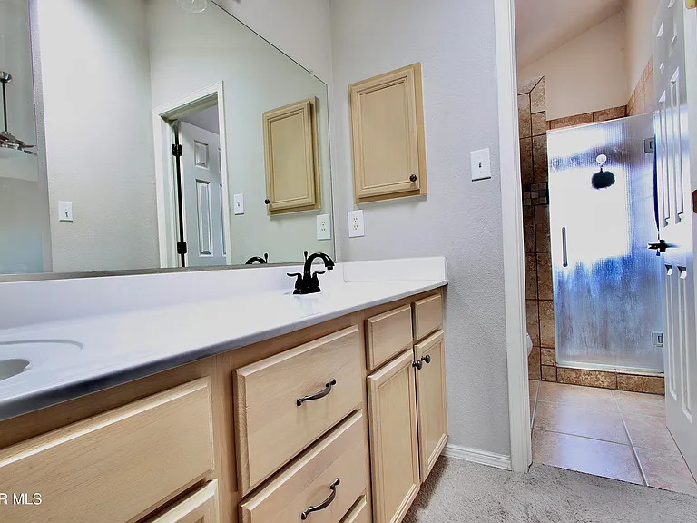 12229 Kingsgate Ct — Photo 37
