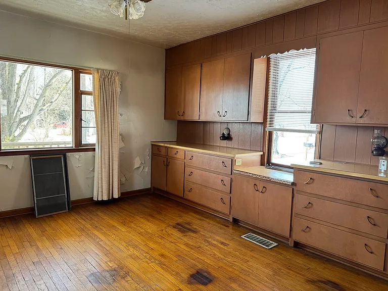 1131 S Section Line Rd — Photo 26