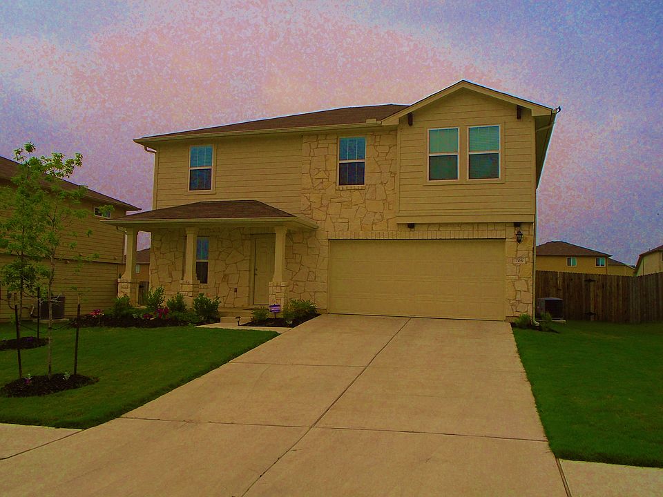 1st image of 205 Frio River Trl