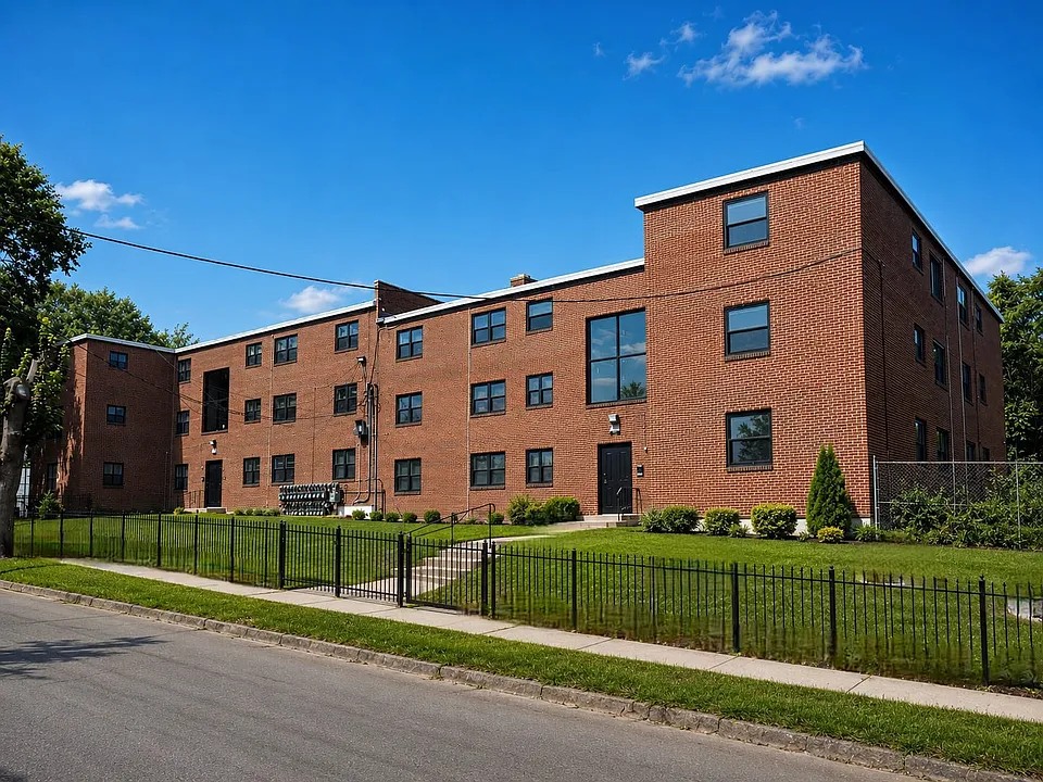 Bloomfield Gardens Apartments