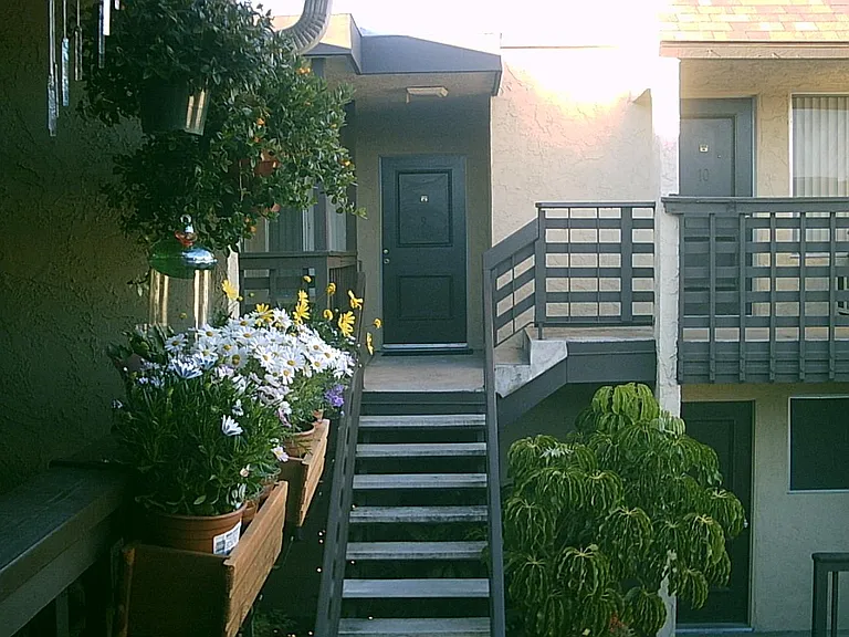 5678 Lambda Ln #7 — Photo 2