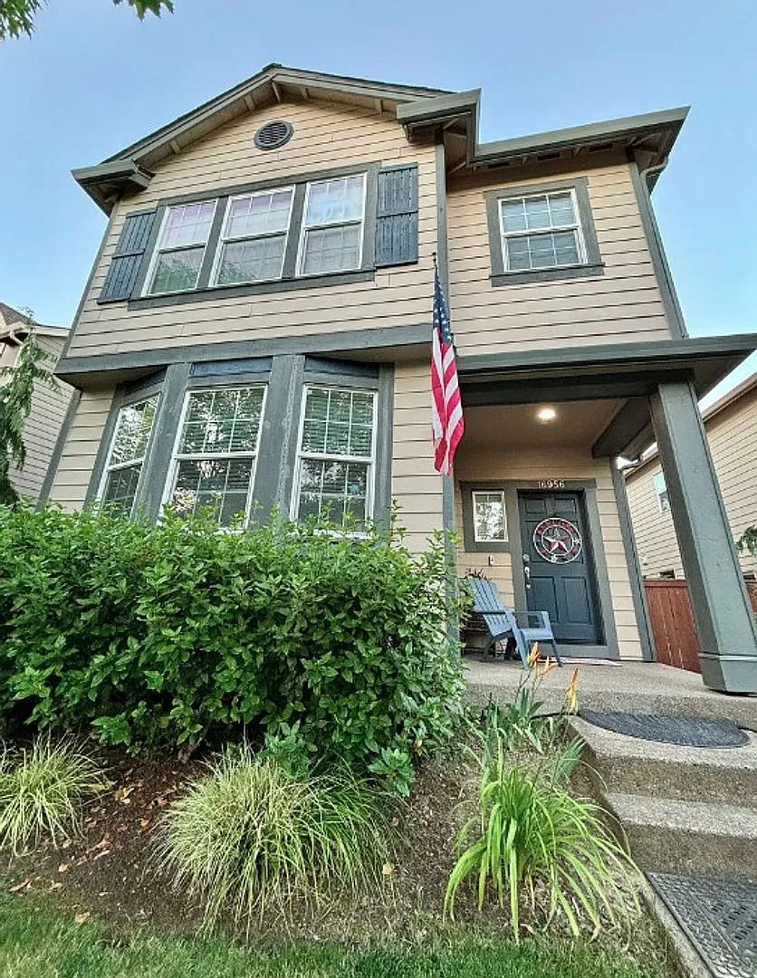 4 BD King City Home with Solar Panels & Expansive Primary Suite — Photo 1