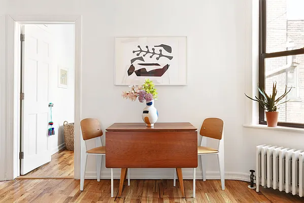 Sold by Compass | media 3