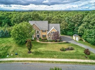 5 Dutchess Rd, Franklin, MA 02038
