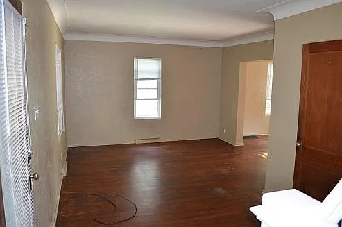 3 bed, 1.5 bath, 1248 sqft, $2,900 — Photo 2