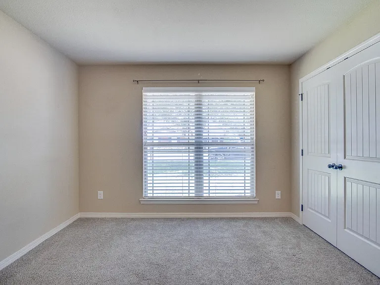 5485 Tucker Cir — Photo 25