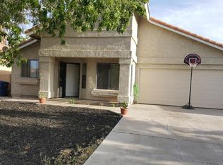 3570 Avocado Ln, Palmdale, CA 93550