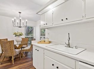 1919 Ygnacio Valley Rd APT 90, Walnut Creek, CA 94598