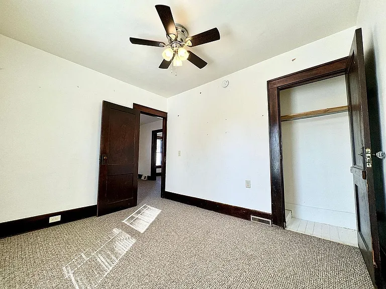 2701 Raspberry St — Photo 13