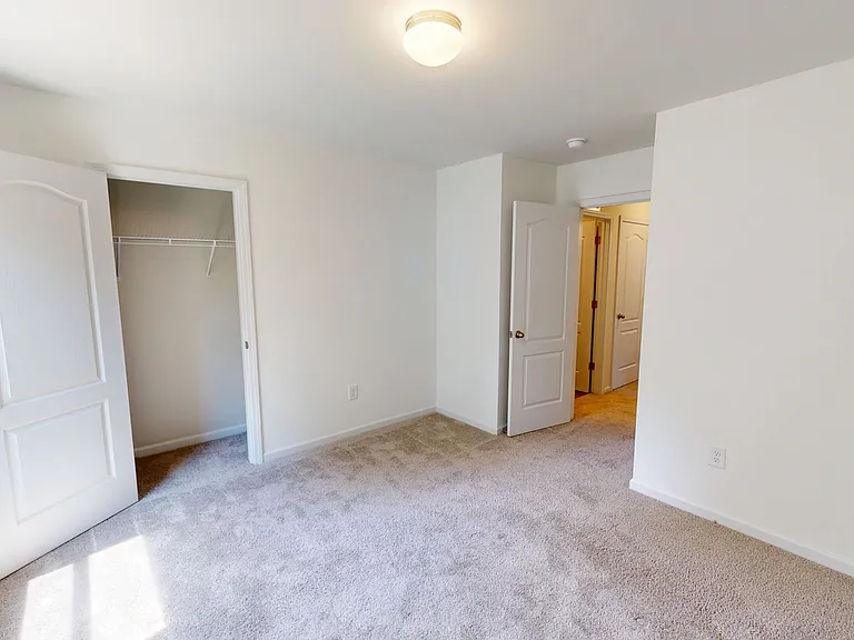 517 Phoenix Ln — Photo 21