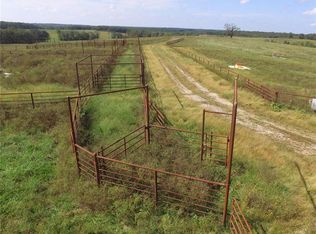 Rawhide Ave, Edwards, MO 65326