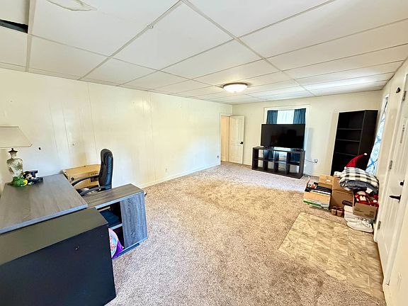 4th image of 120 W Hazelwood Ave
