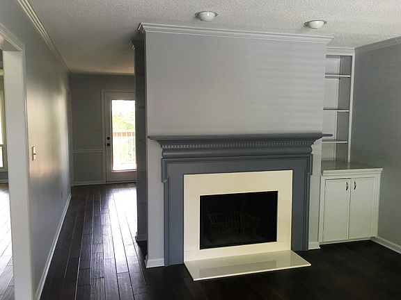 4th image of 8925 Wesley Pl