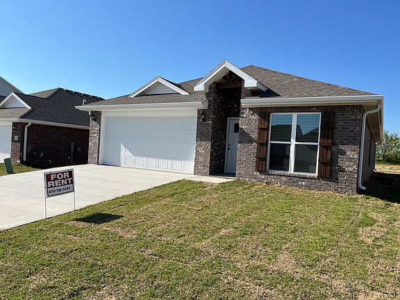 4th image of 2110 Bluestem Dr