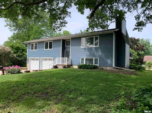 720 N 5th St, Monmouth, IL 61462