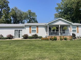679 W Lincoln St, Hawk Point, MO 63349