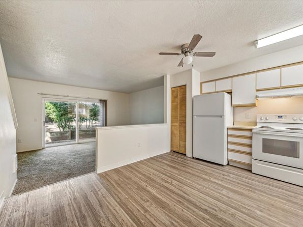 16548 NE Halsey St APT 109