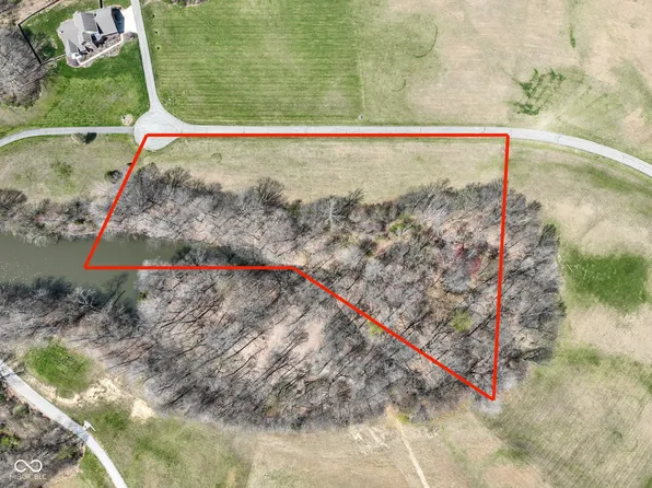 3271 Eagles Point, Martinsville, IN 46151