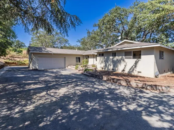 15495 One Oak Ln, Monte Sereno, CA 95030