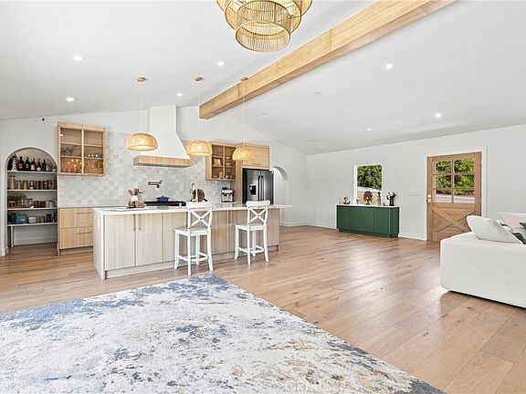 5th image of 8075 Fruit Vale Ave