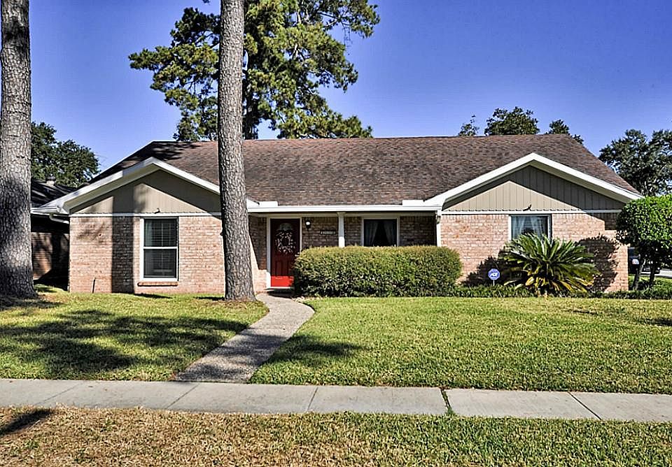 1st image of 6526 Grovewood Ln