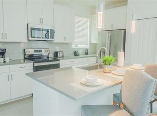 9027 Play Through Dr, Davenport, FL 33896