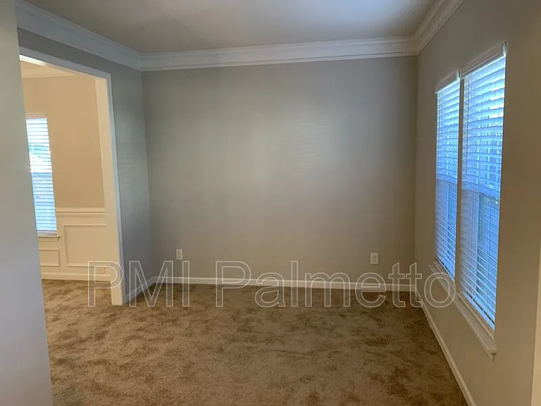 481 Whispering Oak Cir — Photo 5