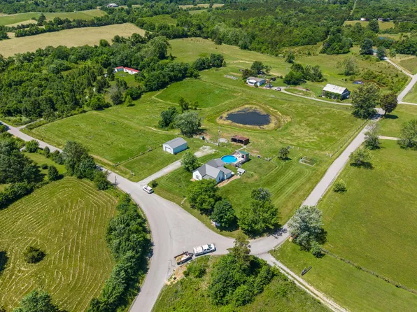 1160 Hopewell Rd, Harrodsburg, KY 40330