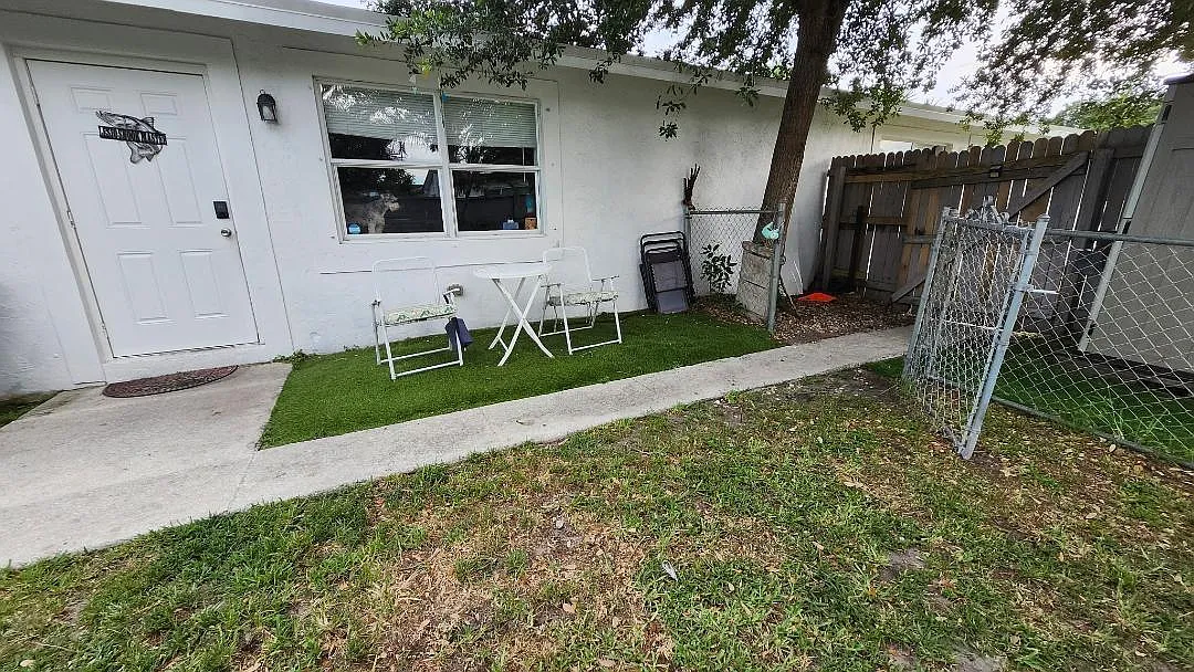 3 bed, 2.0 bath, 1200 sqft, $2,600 — Photo 2