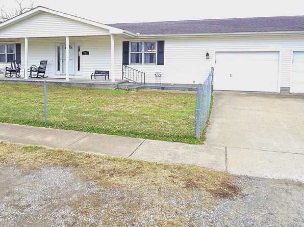 223 N King St, Hurst, IL 62949