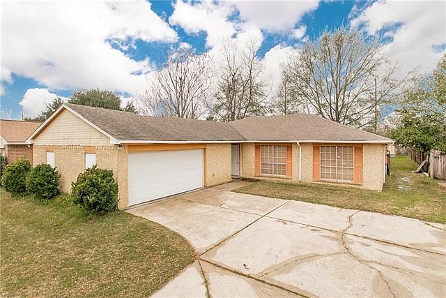 1st image of 3009 Sherwood Dr